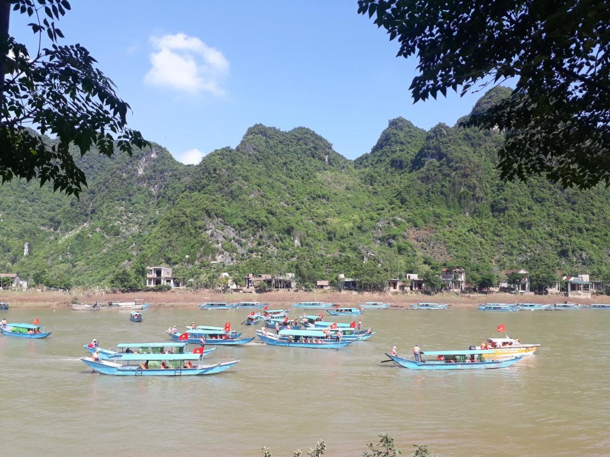 Riverview Home Phong Nha Exterior photo